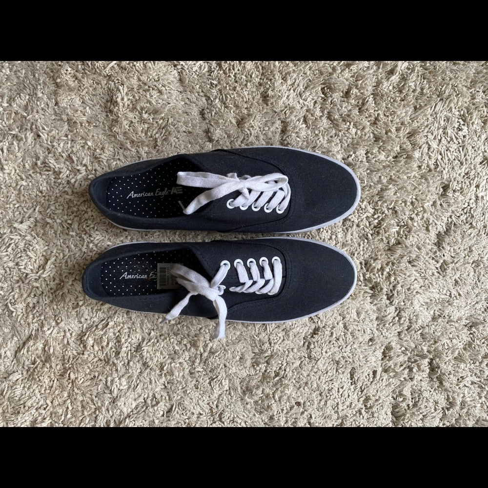 American Eagle Sneakers